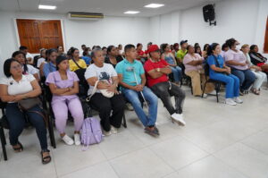El espacio formativo estuvo dirigido a estudiantes de los programas de Seguridad y Salud en el Trabajo, Administración Logística, Contaduría Pública, Atención y Cuidado a la Primera Infancia y Trabajo Social.