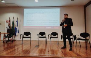 Docente investigador, Luis Francisco Miranda Terraza, representando a Unicaribe en el marco del Research Colloquium on Entrepreneurship and Ecosystems, realizado en la Facultad de Administración de la Universidad de São Paulo (USP) en Brasil.