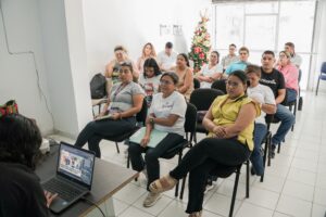 Comunidad académica de Unicaribe se unió a esta jornada que reafirma el compromiso de la Alma Máter con la educación para la convivencia, la promoción de derechos y la consolidación de prácticas institucionales enmarcadas en la dignidad y la no discriminación.