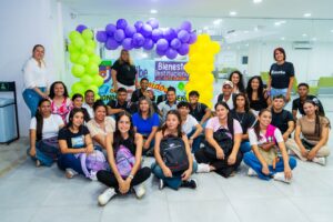 Estudiantes Unicaribe jornada nocturna sede Costa Verde.