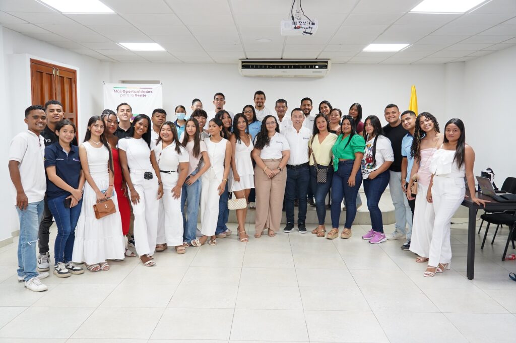 Participación de 30 proyectos desarrollados por estudiantes de 10 programas académicos, la institución seleccionará las propuestas que le representarán en el certamen departamental de RedCOLSI.