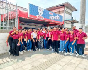 La jornada académica contó con el acompañamiento y la tutoría de las docentes Milena Venera Lora y Darlyn Gómez Centeno.