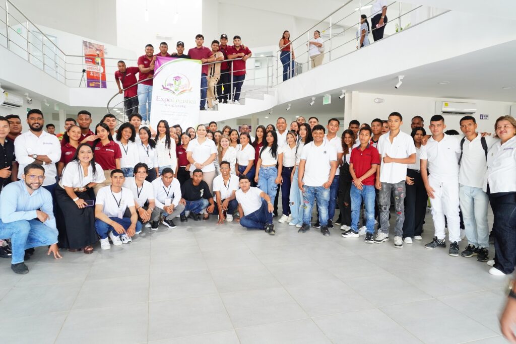 Este evento académico integrador permitió conocer los resultados de la aplicación metodológica del Aprendizaje Basado en Proyectos.