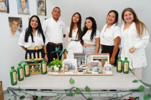Este espacio, materializado en el Campus Costa Verde, conecta un proyecto integrador de aula con las dinámicas de extensión académica.