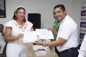 22 líderes y aspirantes de las Juntas de Acción Comunal (JAC) sellaron su formación en competencias fundamentales para la administración pública y el liderazgo social.