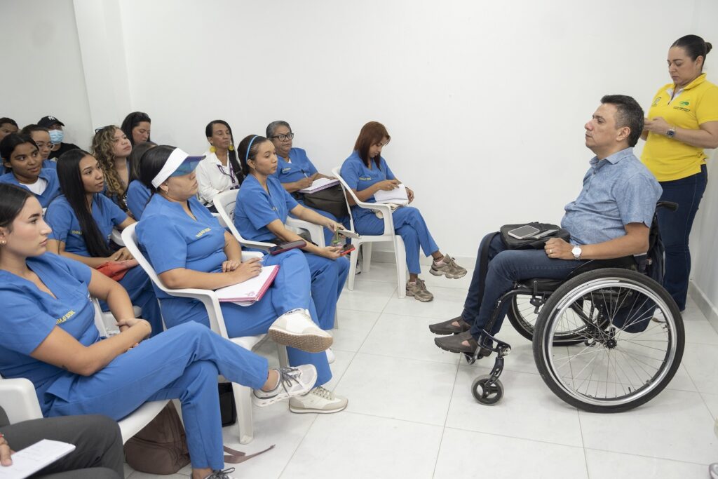 Estudiantes de Unicaribe analizan estrategias de trabajo social en el territorio para fortalecer sus resultados de aprendizaje