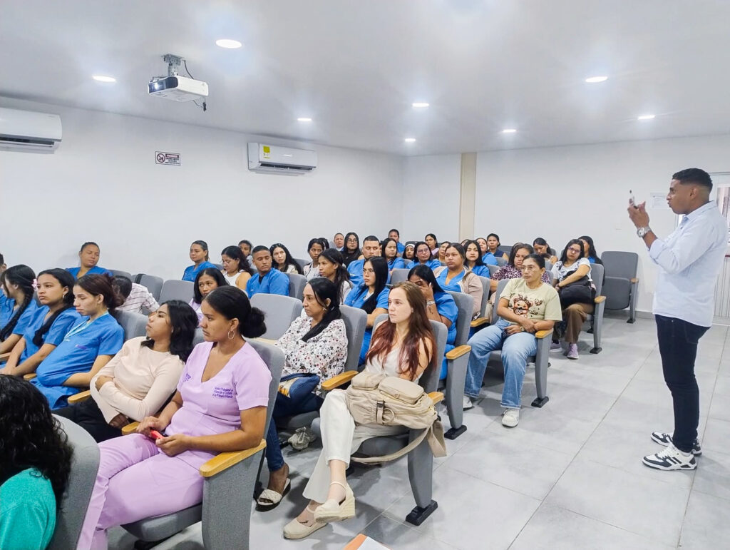 El taller brindó elementos para potenciar la inserción profesional.
