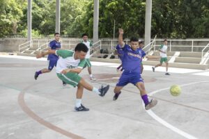 El encuentro buscó promover espacios de integración, convivencia y sana competencia entre los estudiantes de ambas entidades.