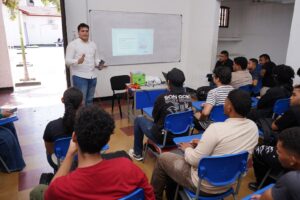 El cierre de la agenda reafirma la meta institucional de acompañar la formación superior hasta la graduación.