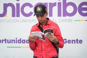 Asistente, lanzamiento oficial de "Caribe entre letras", nombre asignado al Club de Lectura de la Biblioteca Gregorio Castañeda Aragón
