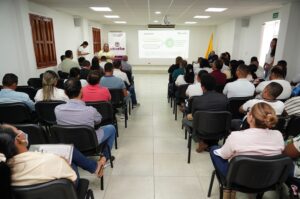 El encuentro busca articular las operaciones de las sedes regionales y centros tutoriales con la sede principal para fortalecer la cobertura educativa.