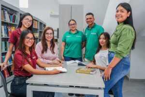 La participación en escenarios de divulgación científica fortalece la función sustantiva de investigación formativa y promueve el pensamiento crítico en la Educación Superior.