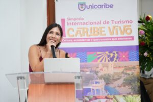Durante tres días de intensa actividad académica, investigadores, expertos internacionales, empresarios y estudiantes se unieron en las sedes de Ciénaga para debatir sobre el futuro de la industria turística regional.