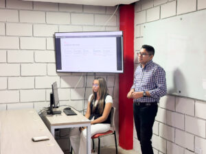Unicaribe fortalece las competencias investigativas desde los primeros semestres y consolida su presencia en la Red Caribe de Investigación en Administración y Organizaciones (RECDIAO).
