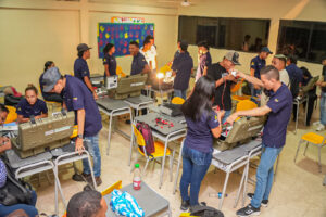 La programación integró además mesas de trabajo de la unidad VEAN, inducciones a prácticas y la asamblea estudiantil correspondiente a este periodo académico.